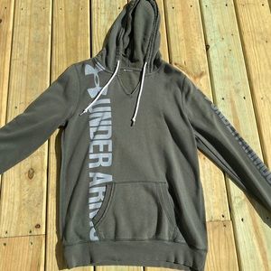 Green Under Armour Sweatshirt